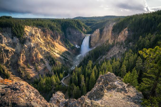 Yellowstone Summer Stop